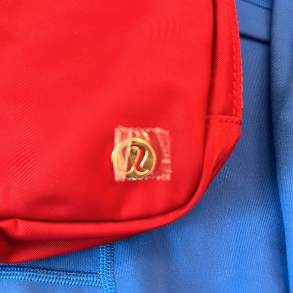 Lululemon Dark Red with gold hardware Lunar New Years Everywhere Belt Bag EBB 1L - Picture 2 of 15